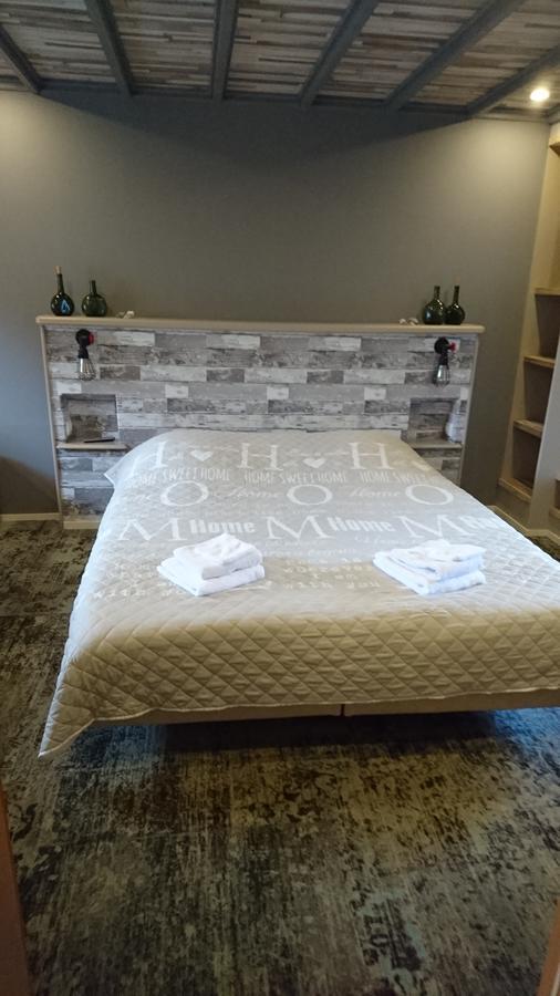 De Cyprian Bed & Breakfast Kaard Eksteriør billede